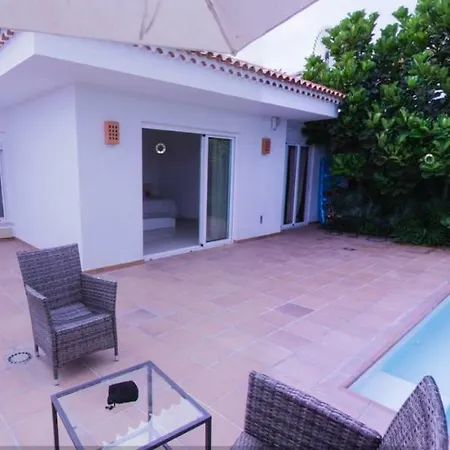 فيلة Chalet Annabelle *